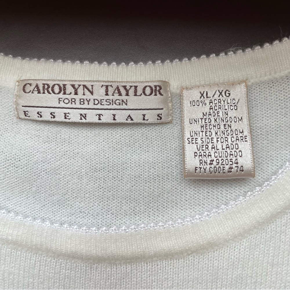 Carolyn Taylor Short Sleeve Off-White Sweater - Picture 3 of 5